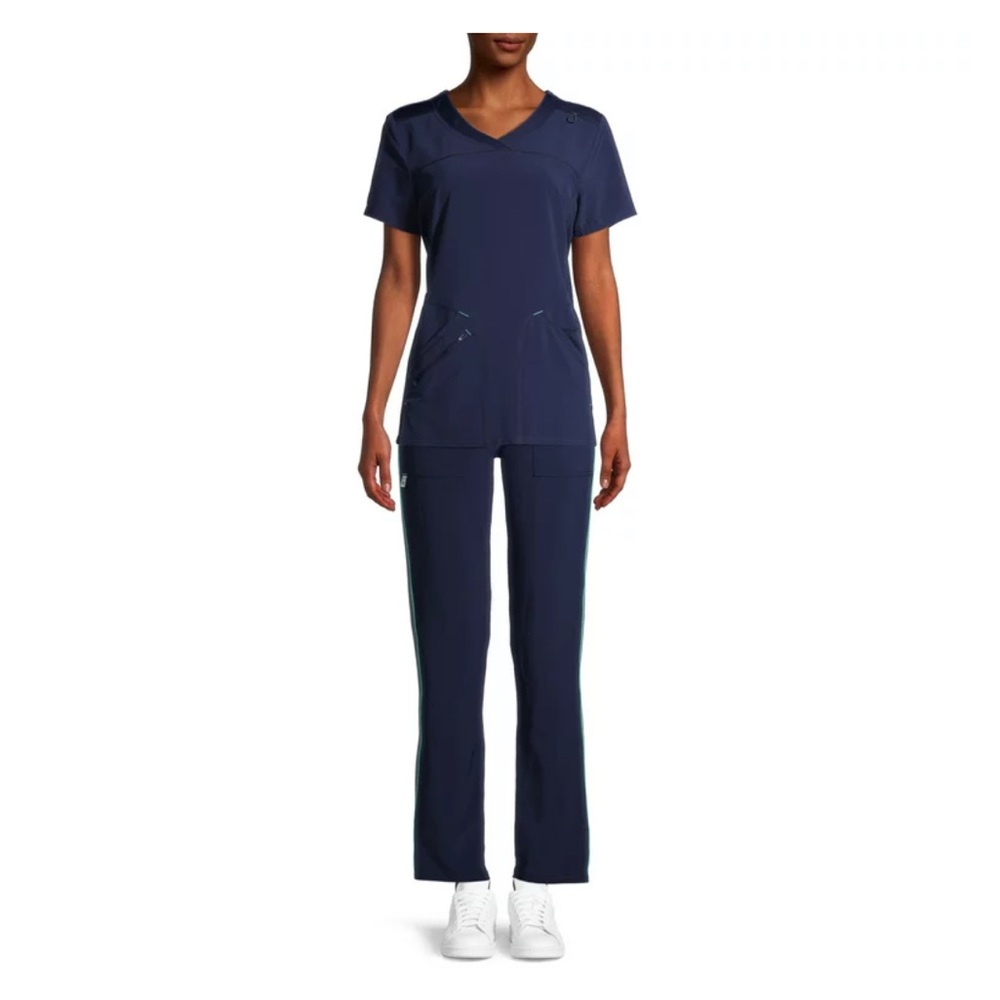 SET scrubstar Women Antimicrobial Performance Yoga Scrub Pants & V-neck Top